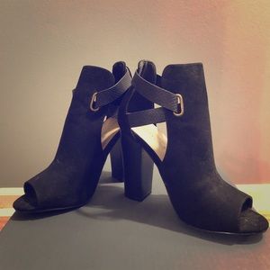Black Peep-toe Booties